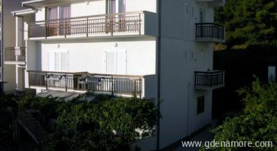 Podgora apartmaji Sapunarić, zasebne nastanitve v mestu Podgora, Hrva&scaron;ka